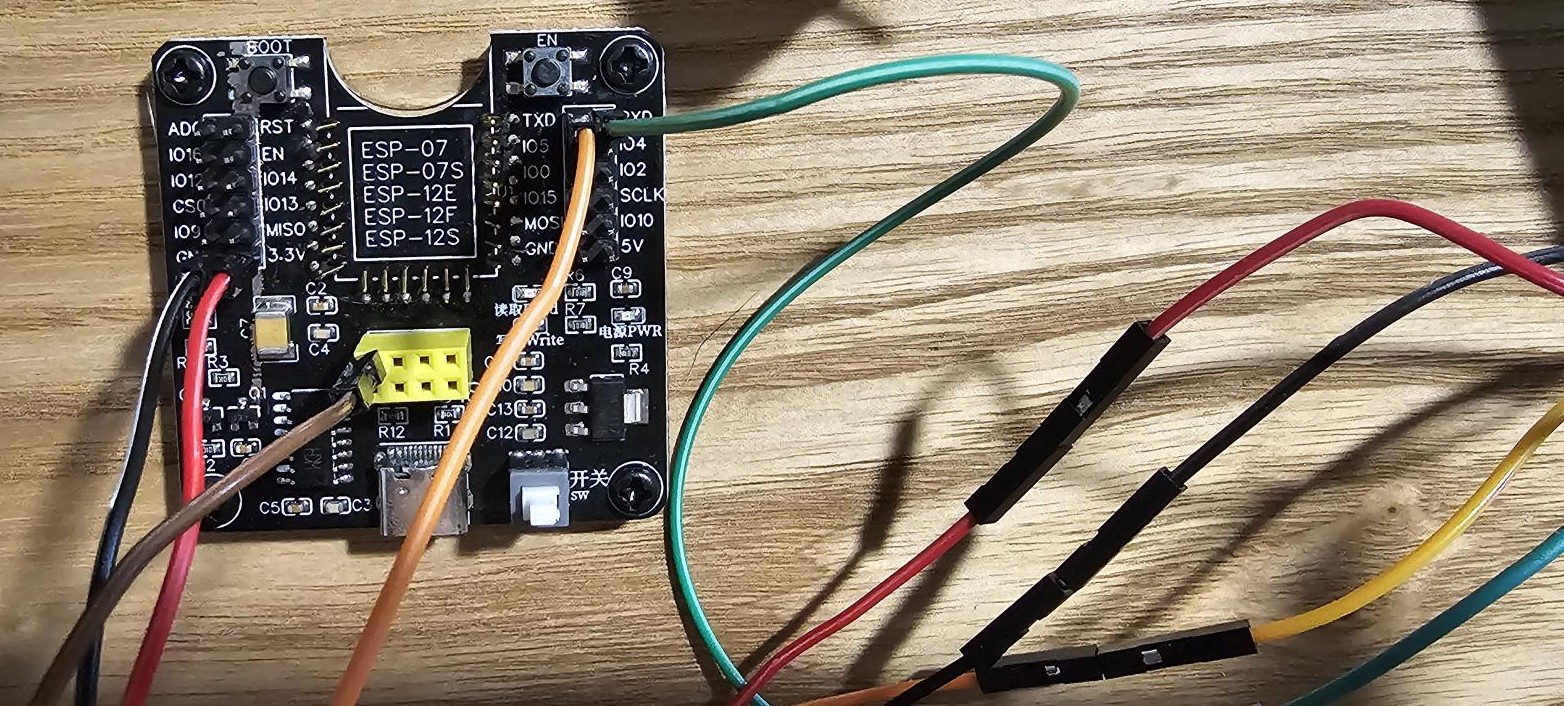 ESP flash module connections with additional GND Image