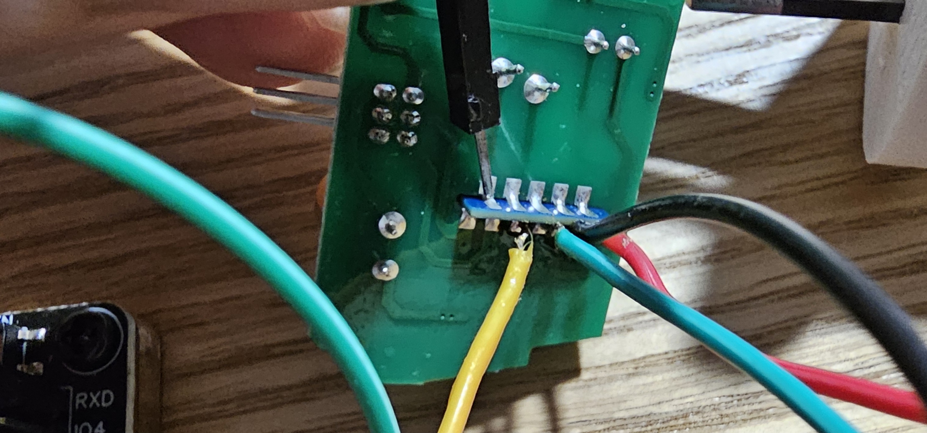 Touching CEN pin to reset for flash Touching CEN pin to reset for flash Image